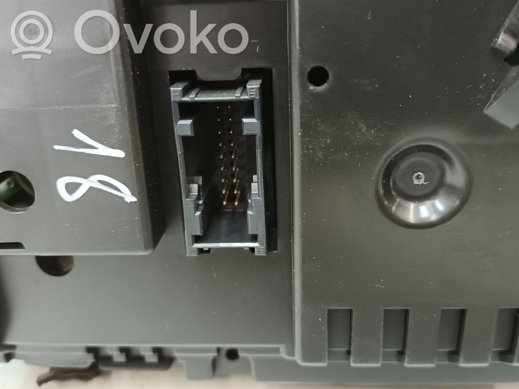 BMW 3 E90 E91 Speedometer (instrument cluster) 