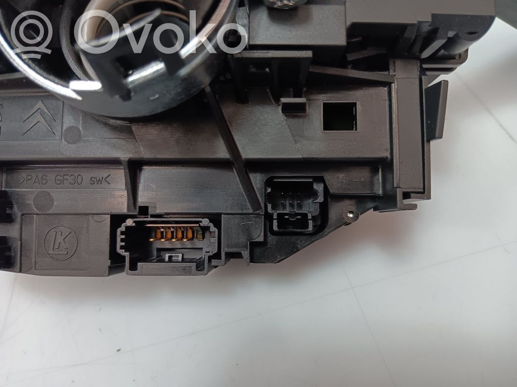 Light switch   96759250XT