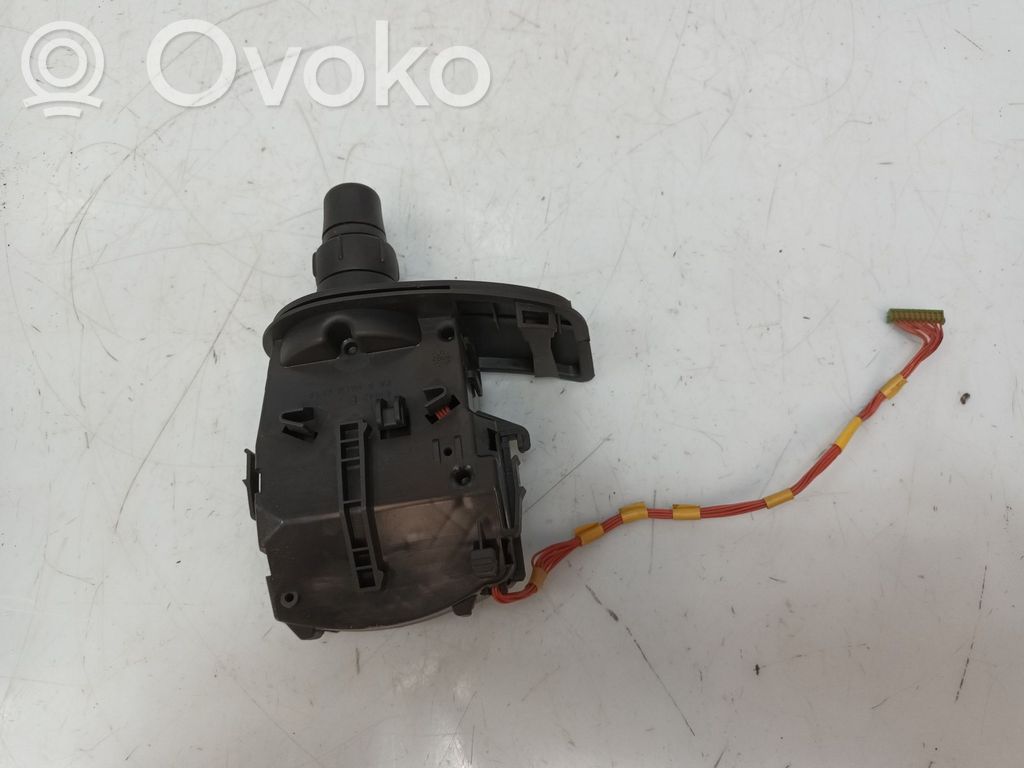 Light switch   88102001197