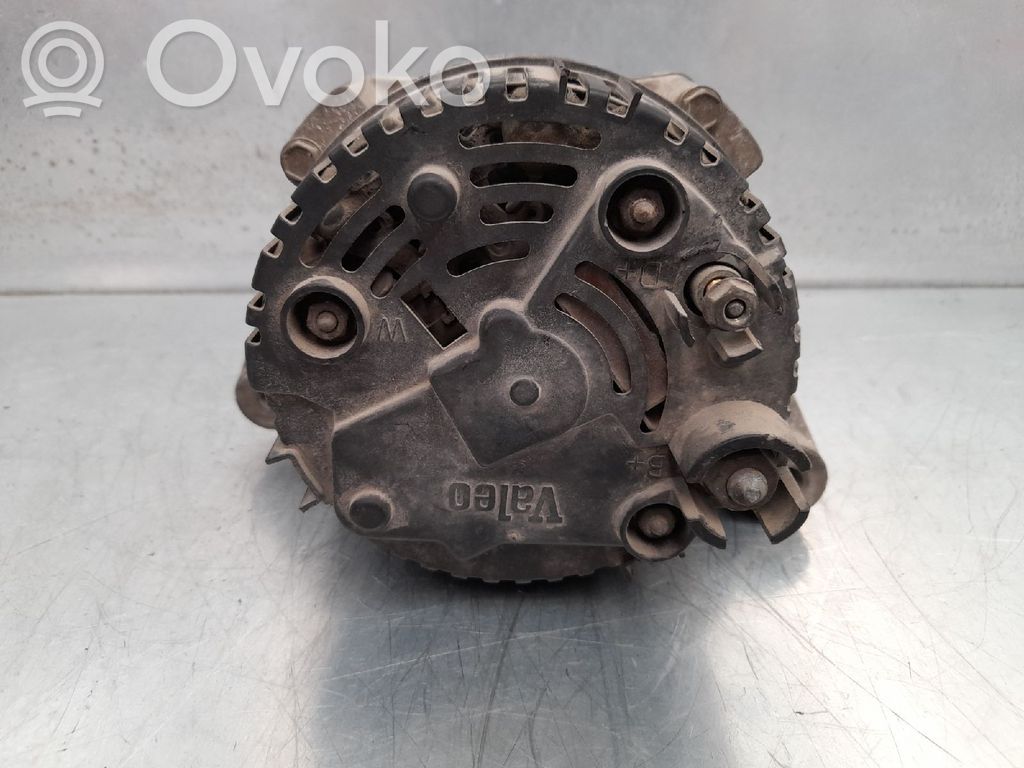 Renault 19 Alternador 