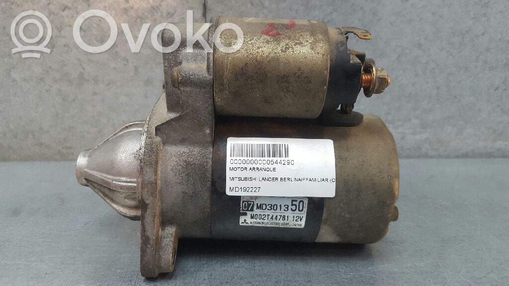 Motor de arranque   MD301350