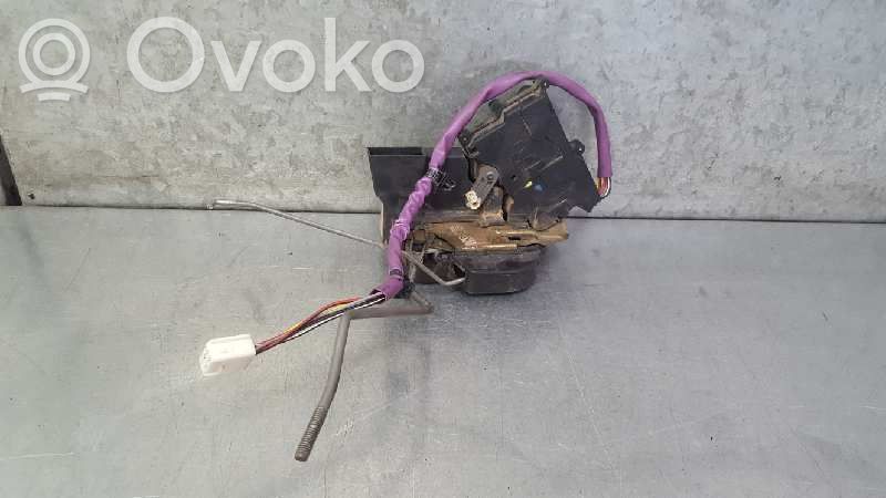 Mazda Premacy Etuoven lukko 