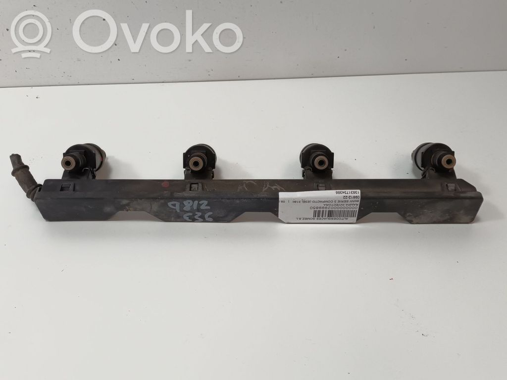 BMW 3 E36 Rampă alimentare injectoare 