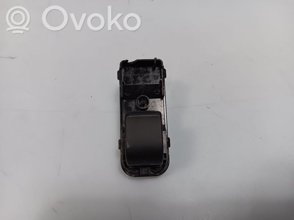 Interruptor del elevalunas eléctrico   D09H66370