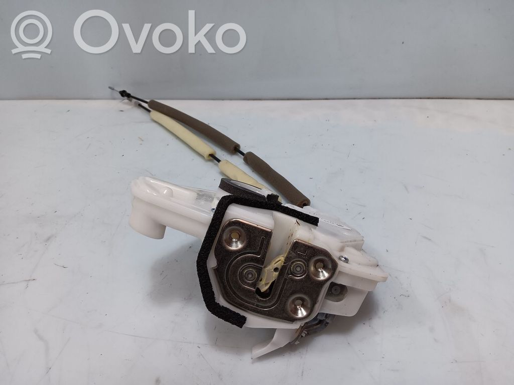 Serrure de porte avant   3K14D0374