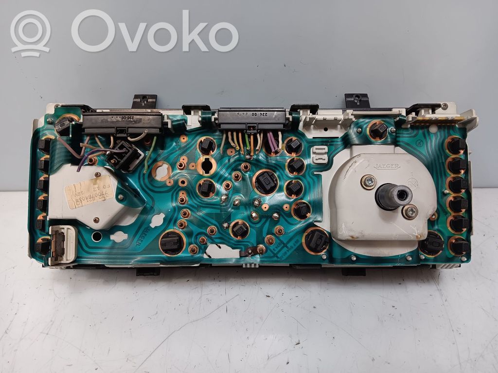 Renault 19 Speedometer (instrument cluster) 