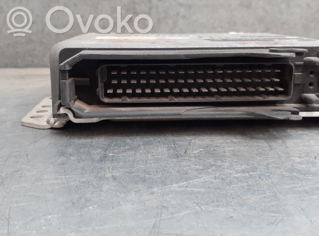Opel Vectra B Engine control unit/module 
