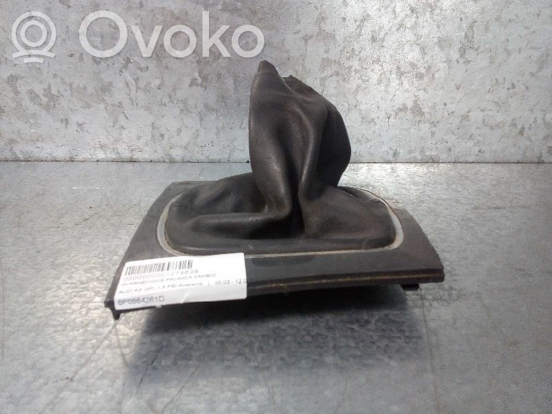 Audi A3 S3 8P Rivestimento in plastica cornice della leva del cambio
