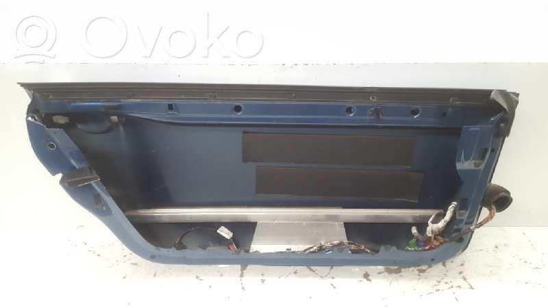 Puerta delantera   8N0831051C