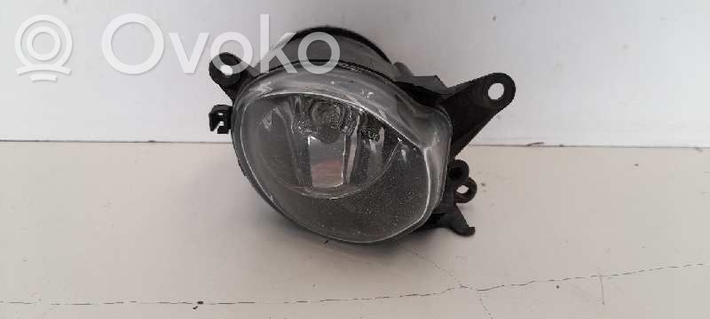 Luz de niebla delantera   8D0941700B