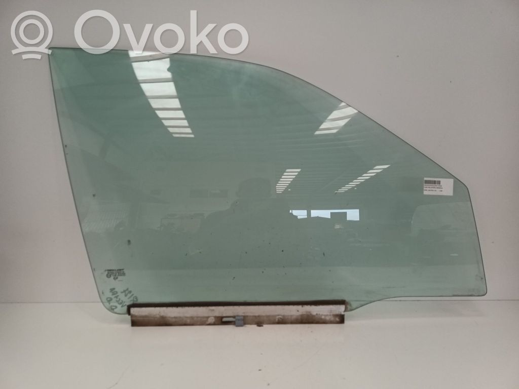 Opel Vectra A Vetro del finestrino della portiera anteriore - quattro porte