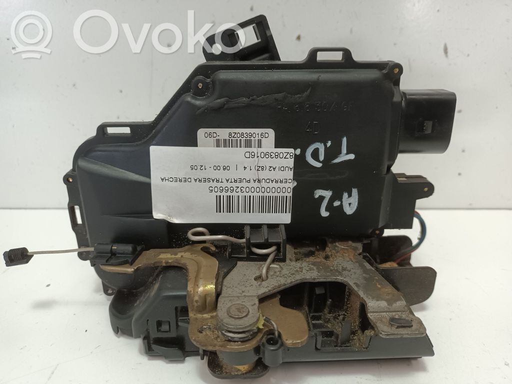 Cerradura de puerta trasera   8Z0839016D