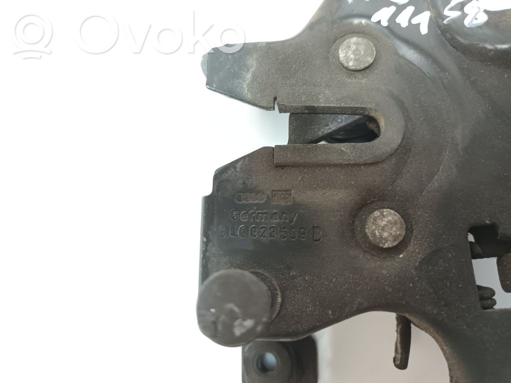 Audi A3 S3 8L Cârlig/ureche fixare 