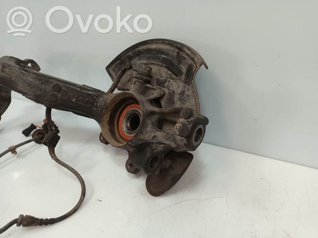 Audi A4 S4 B5 8D Fuzetă butuc roată față 