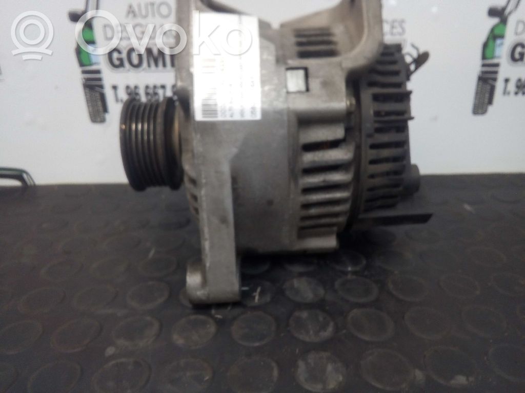 Volkswagen PASSAT B5 Alternator 