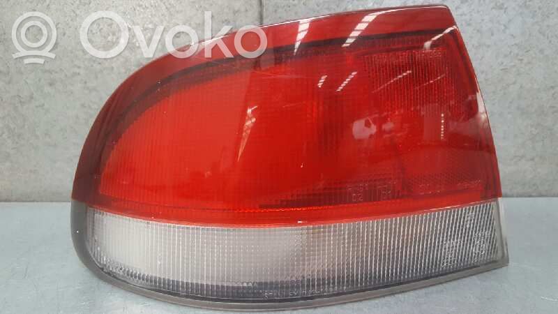 Mazda 626 Feux arrière / postérieurs