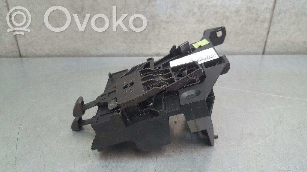 Climate control unit   651320F