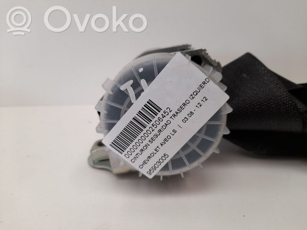 Chevrolet Aveo Cinturón trasero 