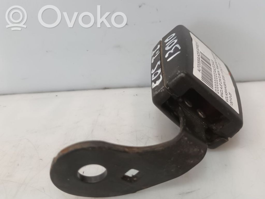 Takaistuimen turvavyön solki   1Q0857739