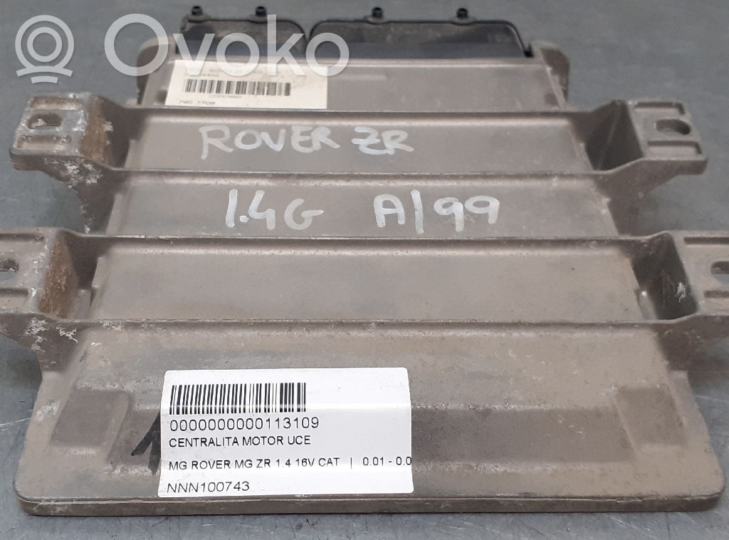 Unidad de control/módulo del motor   NNN100743