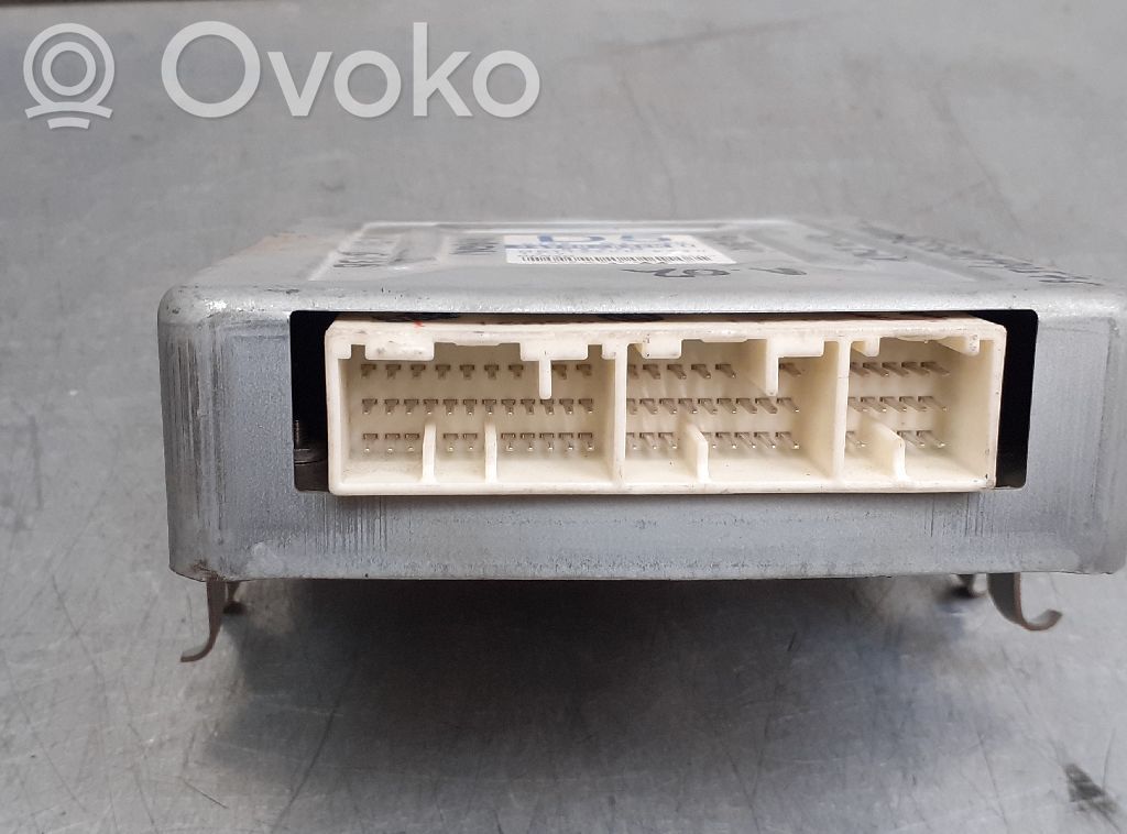 Unidad de control/módulo del motor   3392083EM