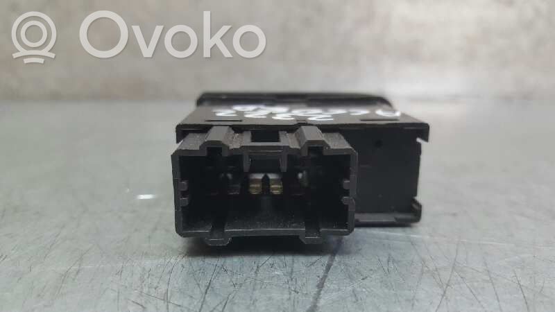 Botón interruptor de luz de peligro
