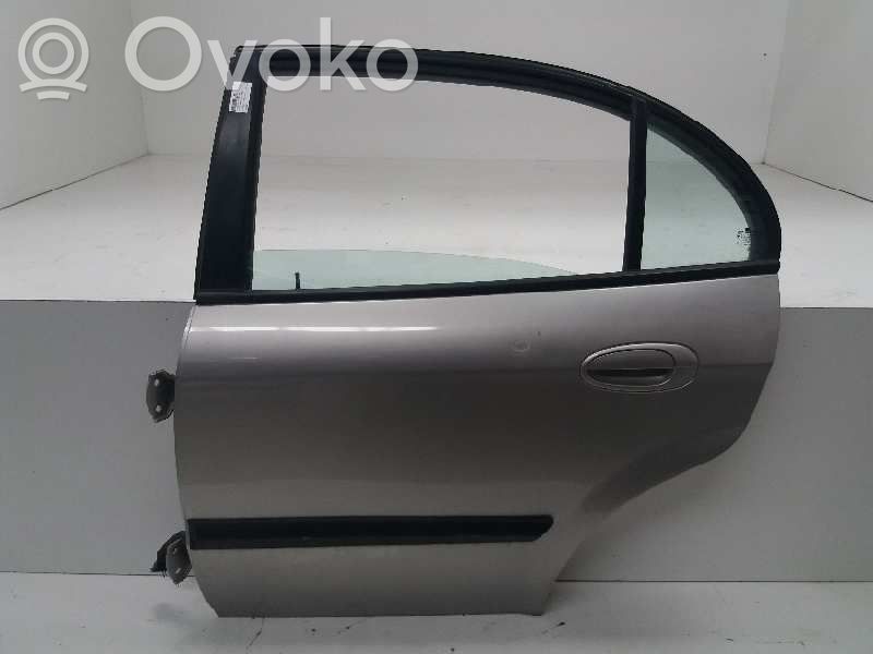 Chevrolet Evanda Puerta trasera 