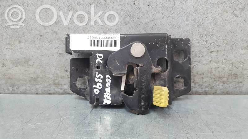 Ford Fiesta Tie down hook / loop 