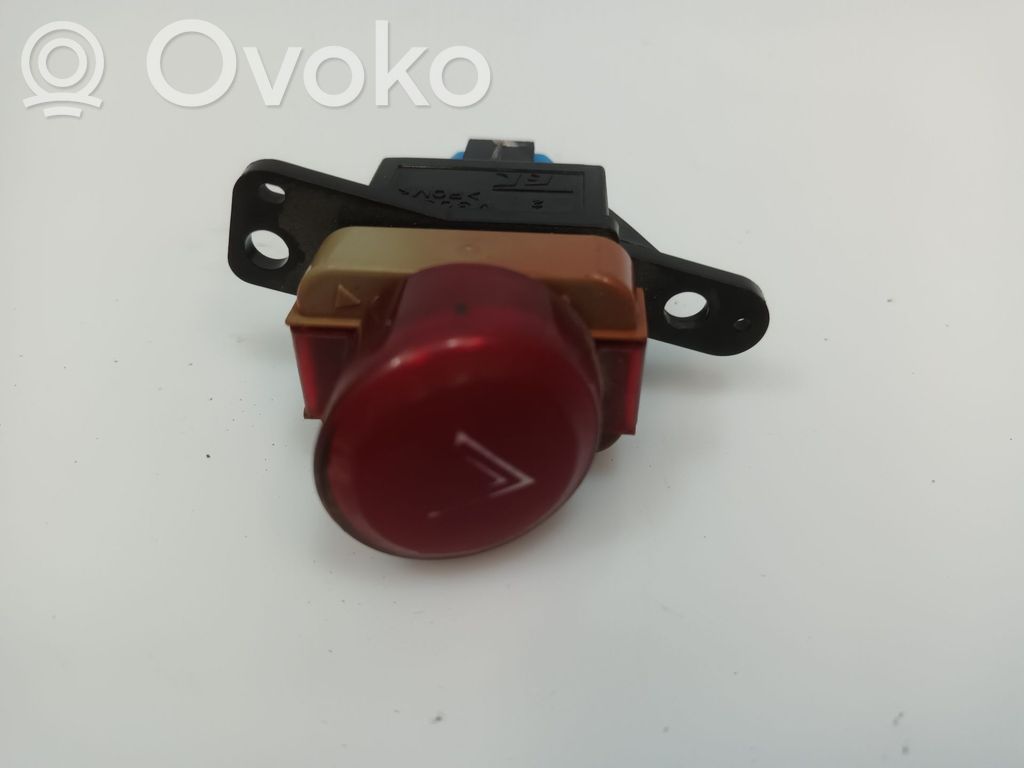 Hätävilkkujen kytkin   M30581