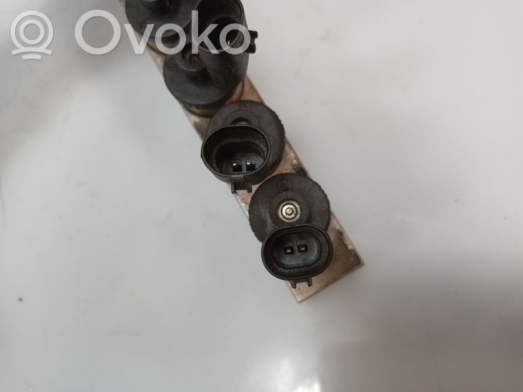 Nissan Murano Z50 Polttoainepääputki 