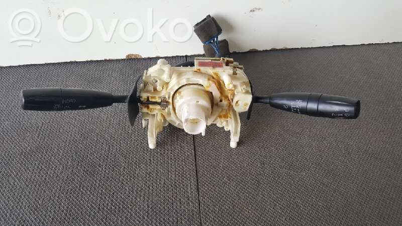 KIA Rio Interruptor de luz 