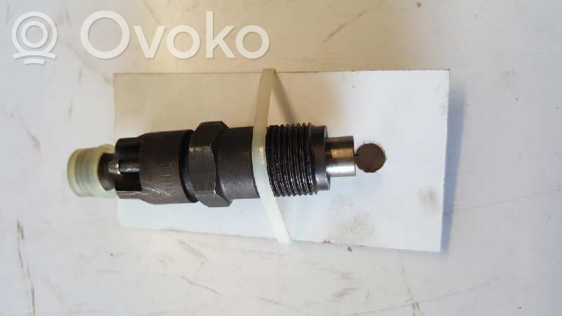 Nissan Vanette Inyector de combustible 
