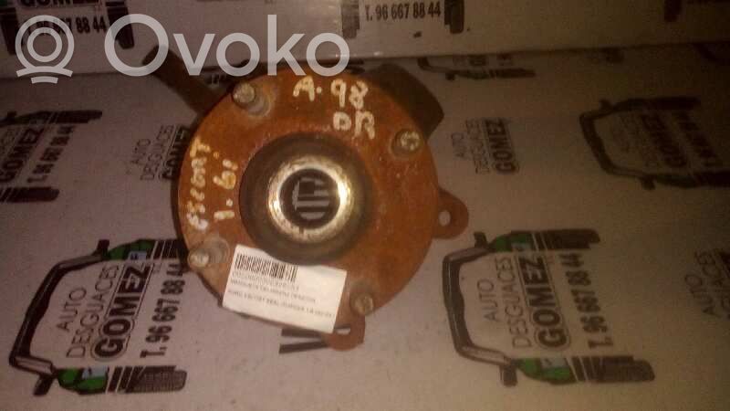 Ford Escort Achsschenkel vorne 