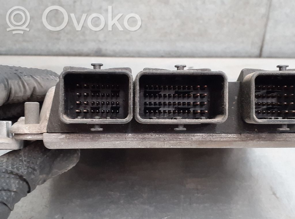 Unidad de control/módulo del motor   9644606180