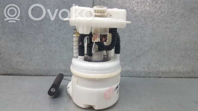 Bomba interna de combustible   172021904R