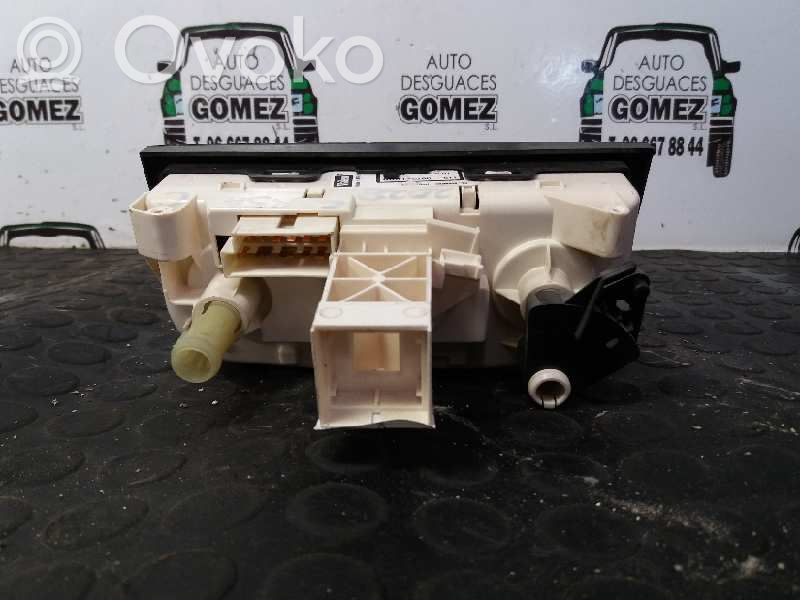 Opel Corsa C Climate control unit 