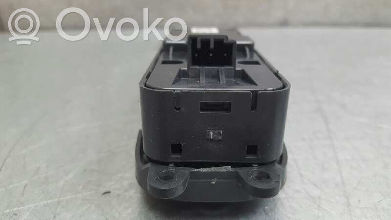 Interruptor del elevalunas eléctrico   31264926