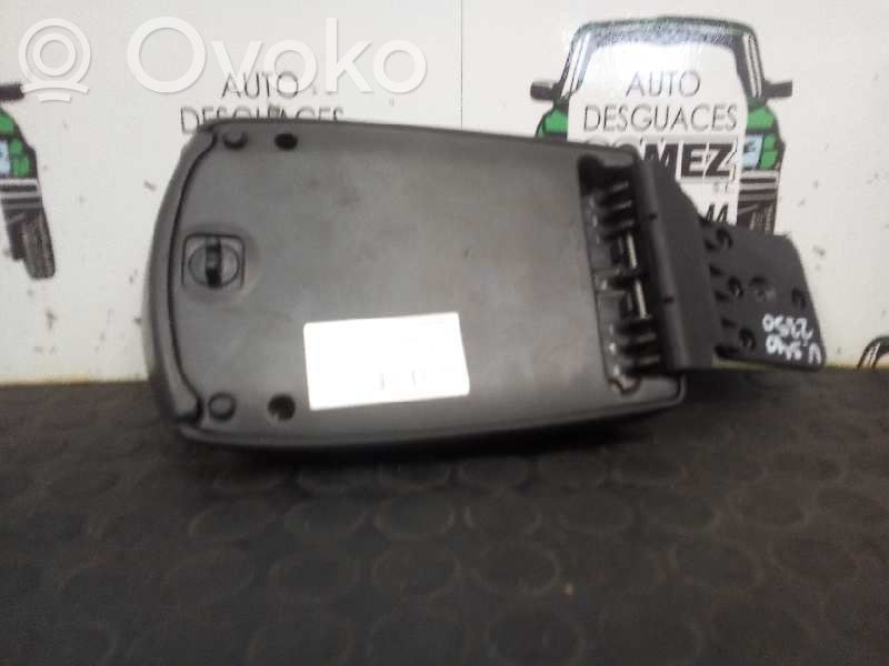 Volvo S40, V40 Reposabrazos 