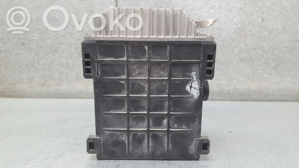 Unidad de control/módulo del motor   0095450032