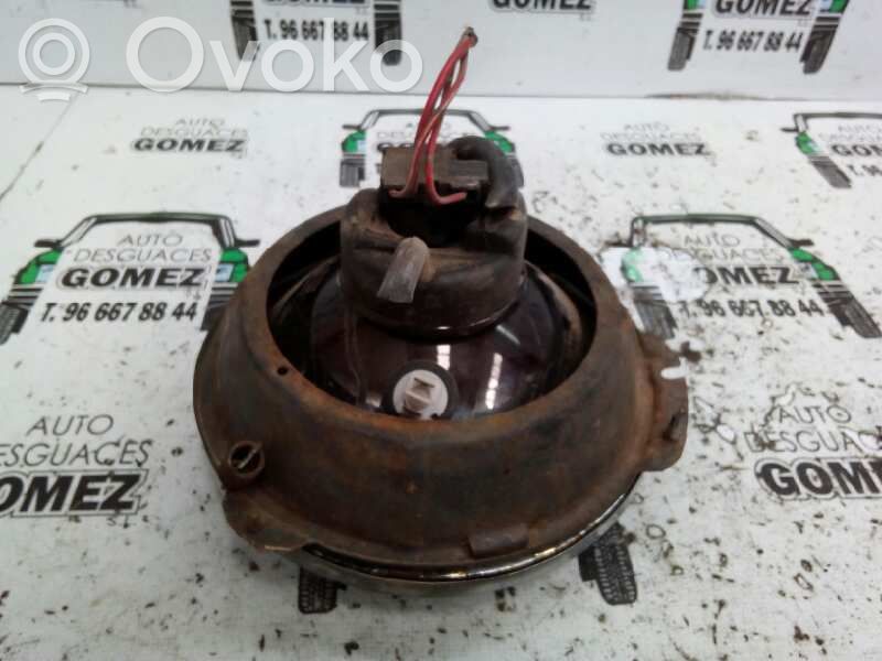 Mitsubishi Montero Scheinwerfer 