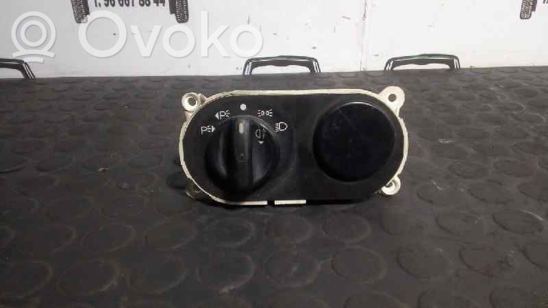 Ford Mondeo MK I Interruptor de luz 