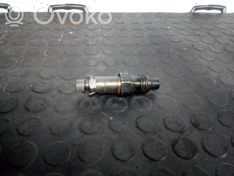 Volvo S40, V40 Wtryskiwacz paliwa 