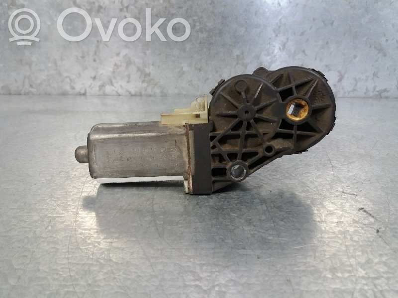 Moottori/käyttölaite   0390203228