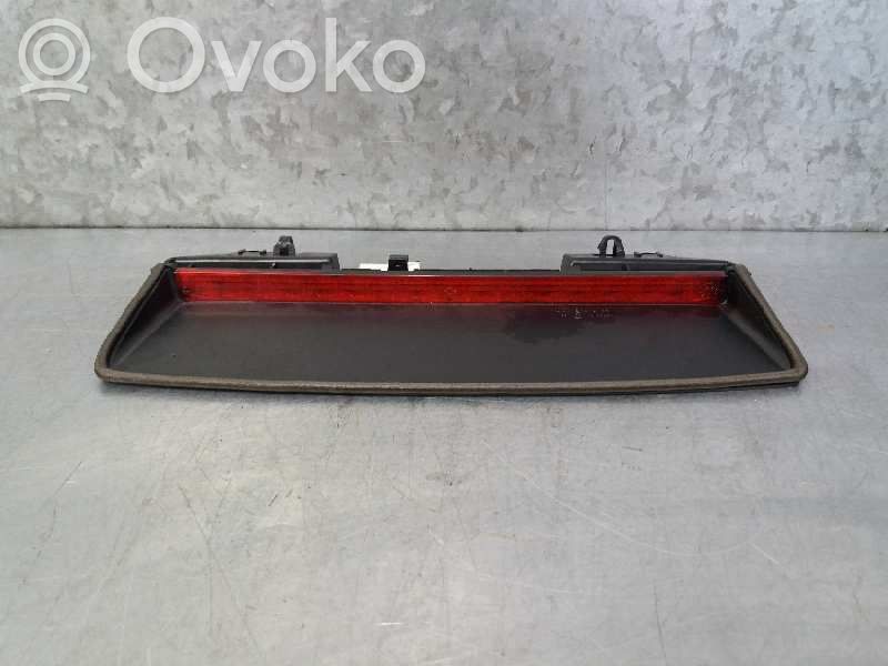 Jaguar X-Type Third/center stoplight 