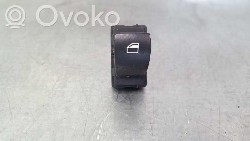 BMW 1 E81 E87 Electric window control switch 