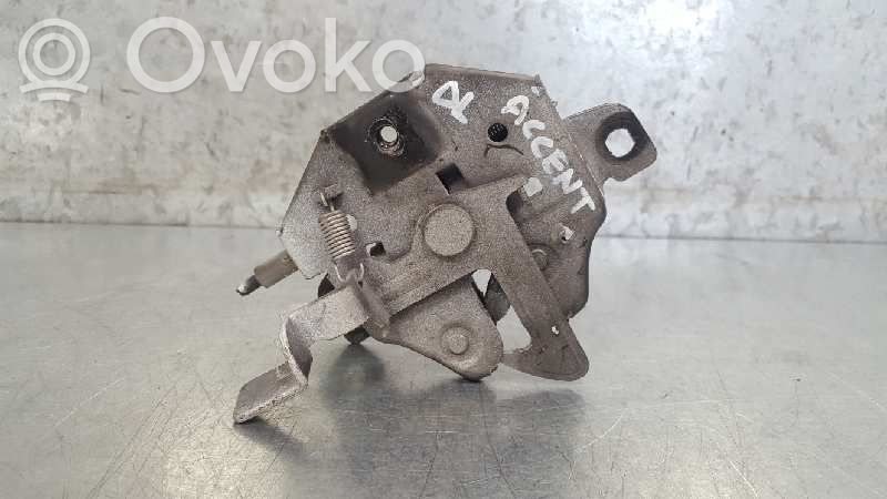 Zamek pokrywy przedniej / maski silnika   8113022002