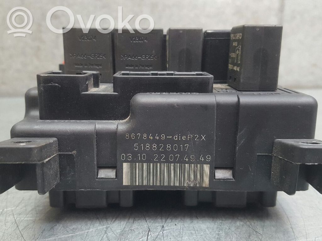 Ramka / Moduł bezpieczników   8678449