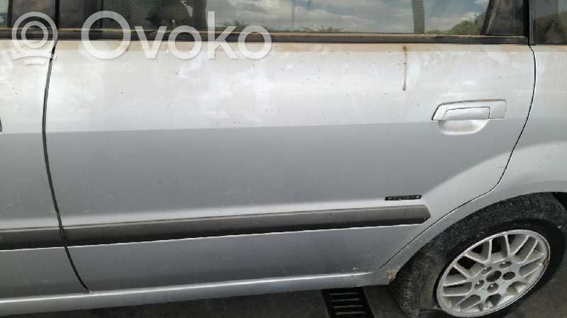 Mitsubishi Space Wagon Puerta trasera 