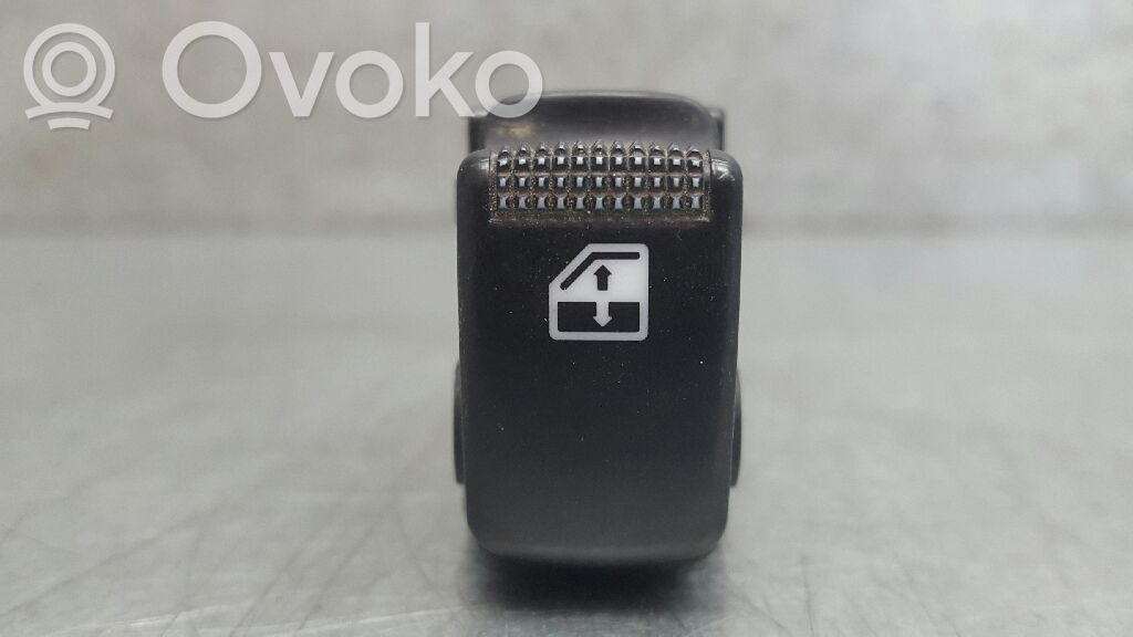 Hyundai Matrix Electric window control switch 