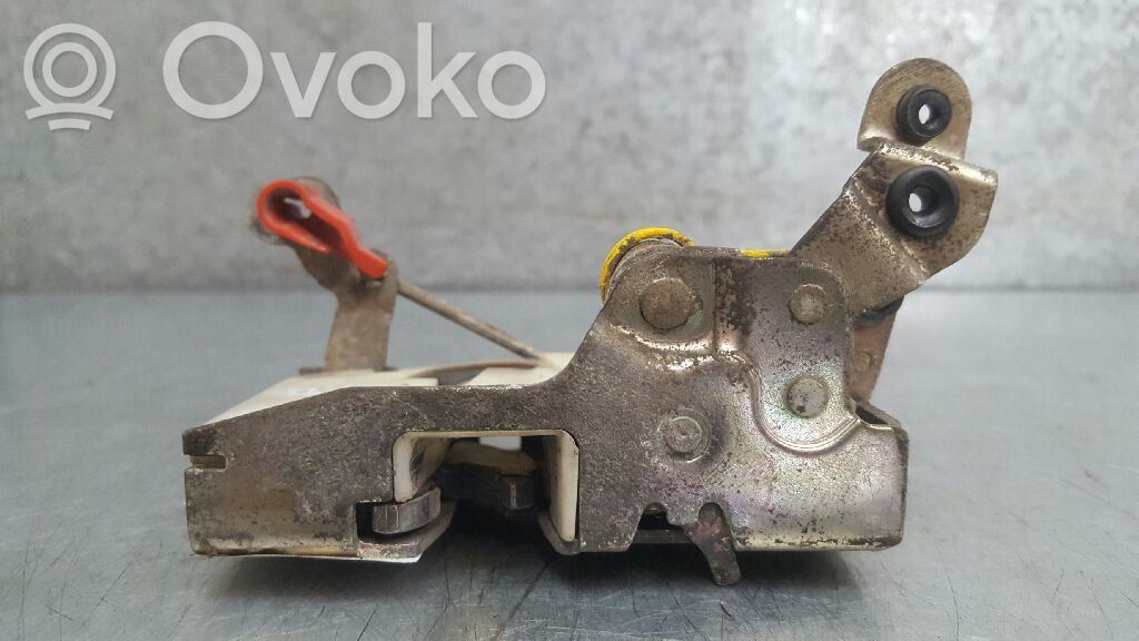 Ford Orion Takaoven lukko 